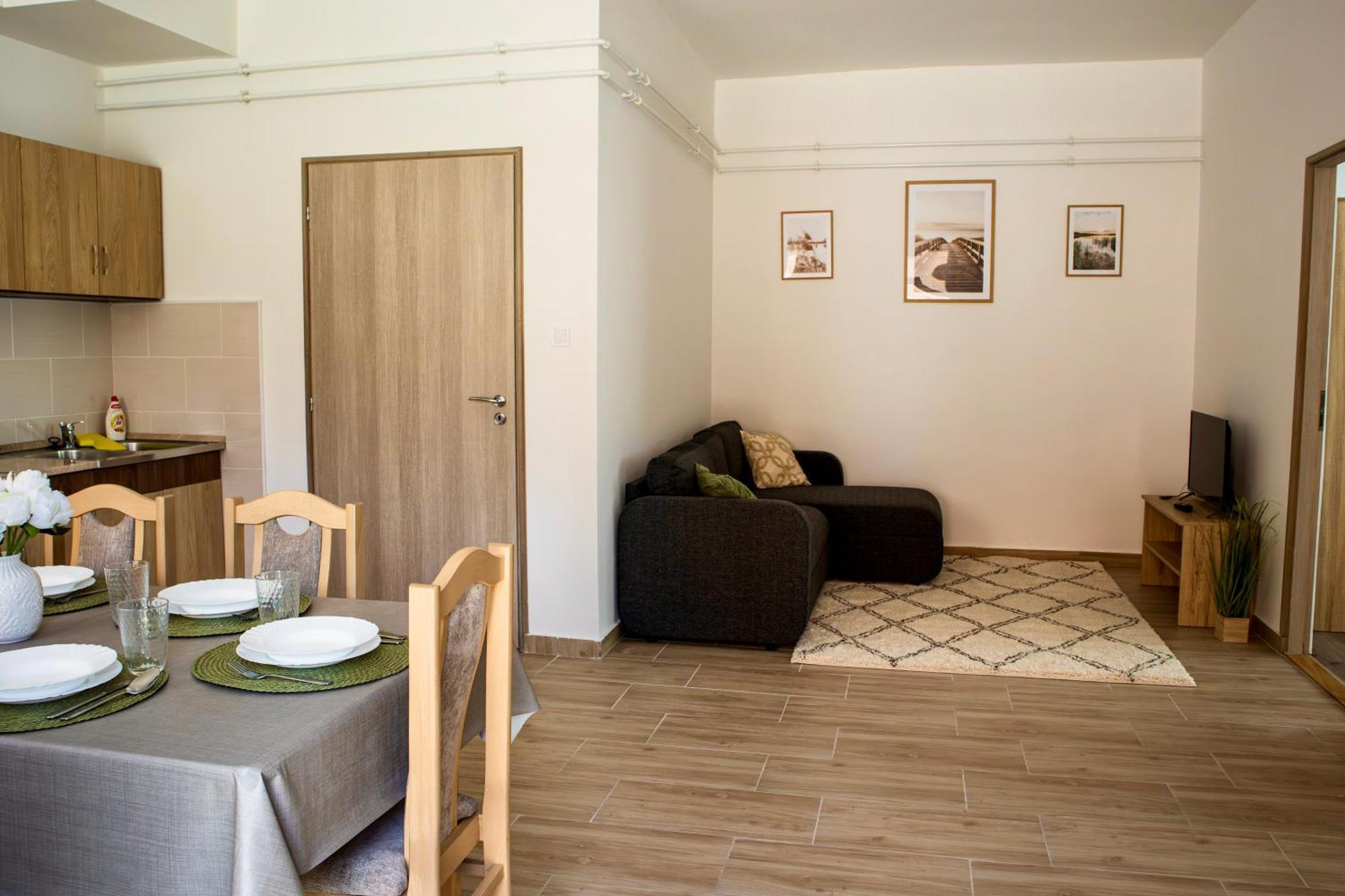 Izisz Apartman Matraterenye Exterior photo